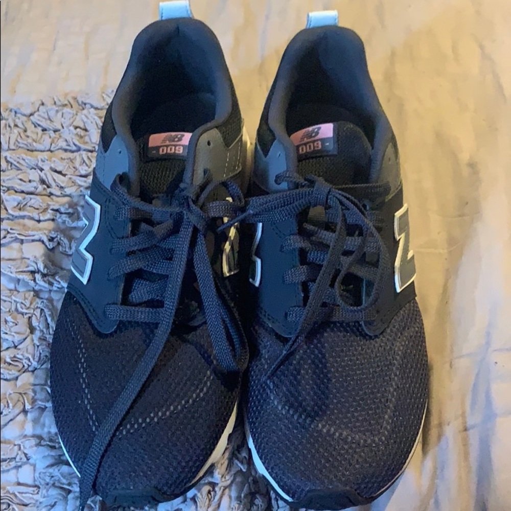 New Balance 009